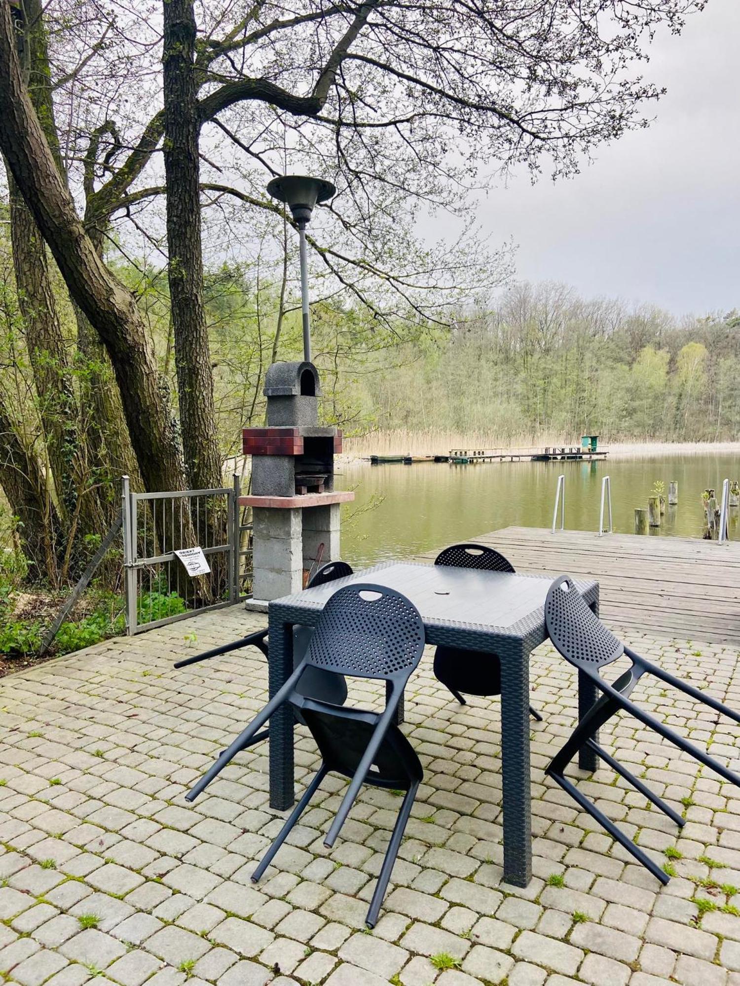 Dom Nad Jeziorem Gwiazda Wojcin  Bagian luar foto